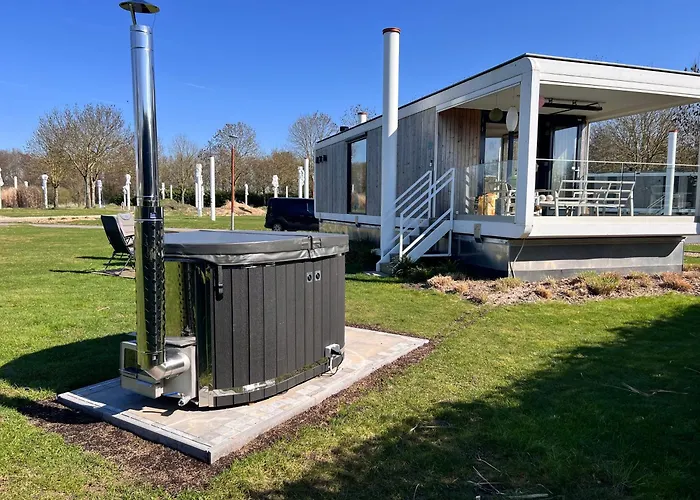 Maasparcje Lodge Met Hottub,Firepit En Kamadobbq Roermond